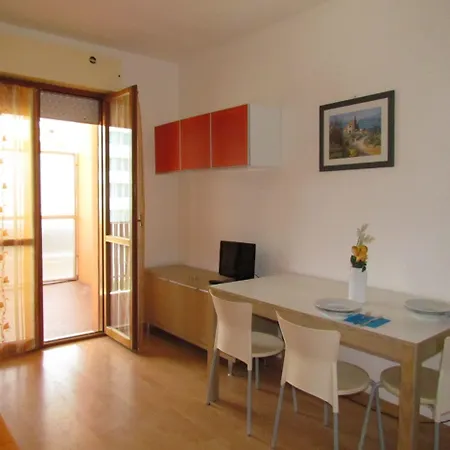 Relax By The Pool In - Beahost Appartement